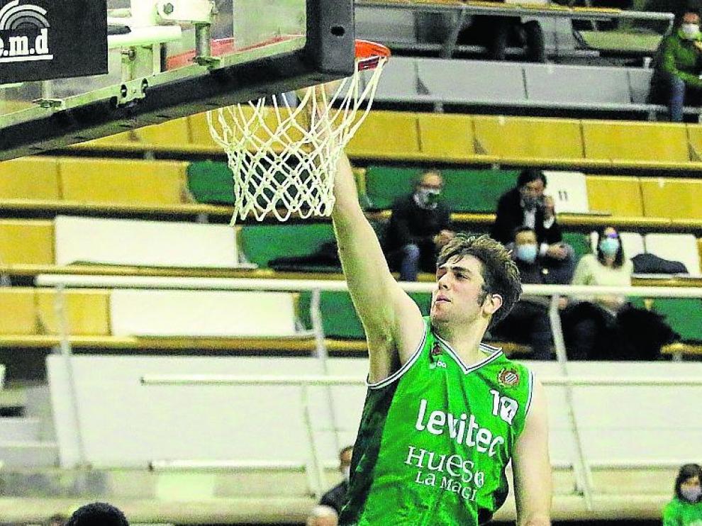 Jaime Fernández tuvo ante el Leyma Coruña su actuación más brillante como jugador peñista.
