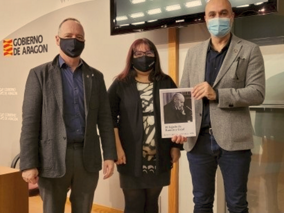 Ramón Lasaosa, María Jesús Lázaro y Víctor Lucea.