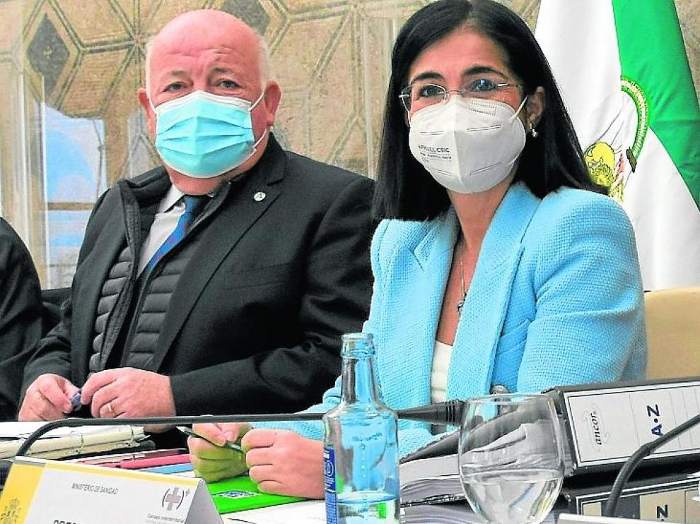Jesús Aguirre y Carolina Darias durante el Consejo Interterritorial del Sistema Nacional de Salud.