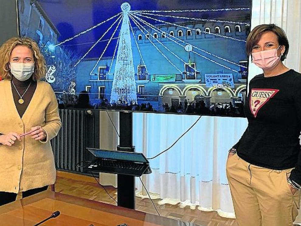 Marta Montaner y Beatriz Arregui,  durante la presentación de Navideas 2021 en Monzón.