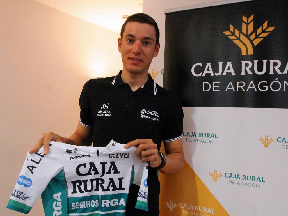 Fernando Barceló, con el maillot del Caja Rural-RGA Seguros.