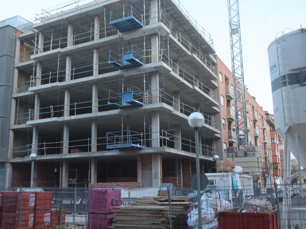Vivienda en construcción en la capital altoaragonesa