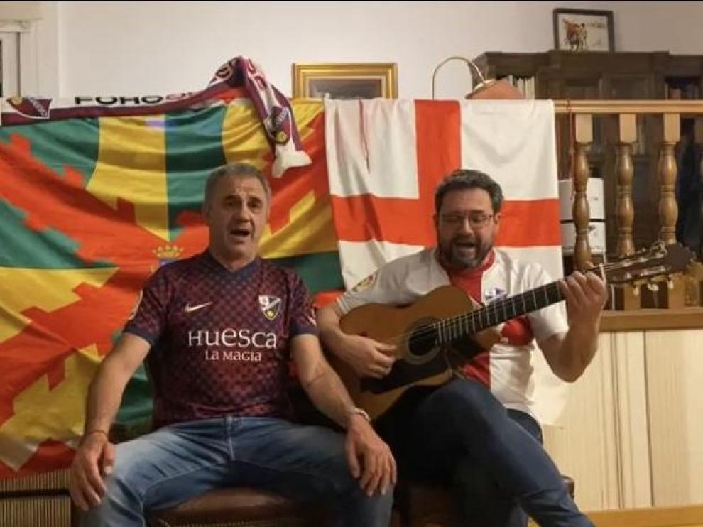 Javier Pérez y Javier Rico en plena interpretación.