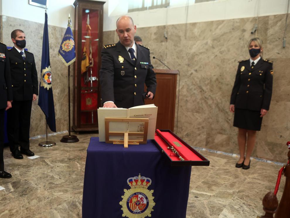 El nuevo comisario provincial de Policía Nacional, Fernando Ascaso, ha jurado su cargo este miércoles.