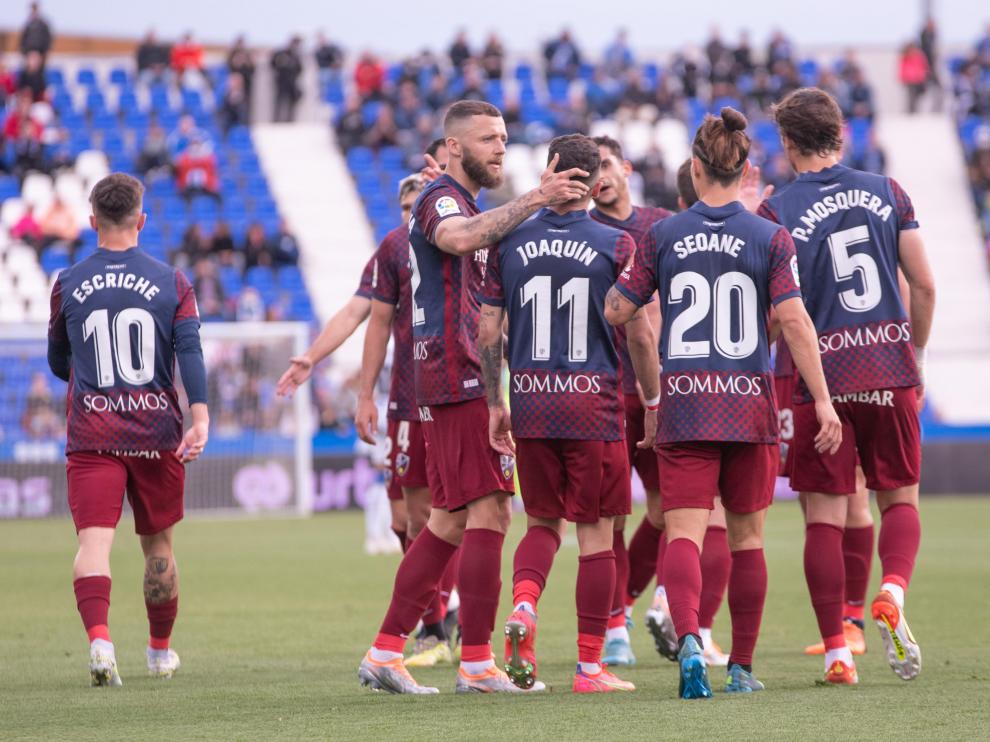 Si el Huesca gana sus cuatro partidos tendría una inyección mayor que sumar a los ingresos que le corresponderán de LaLiga la temporada que viene.