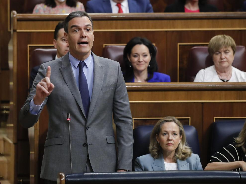Pedro Sánchez interviene en la sesión de control al gobierno en el Congreso de este lunes.