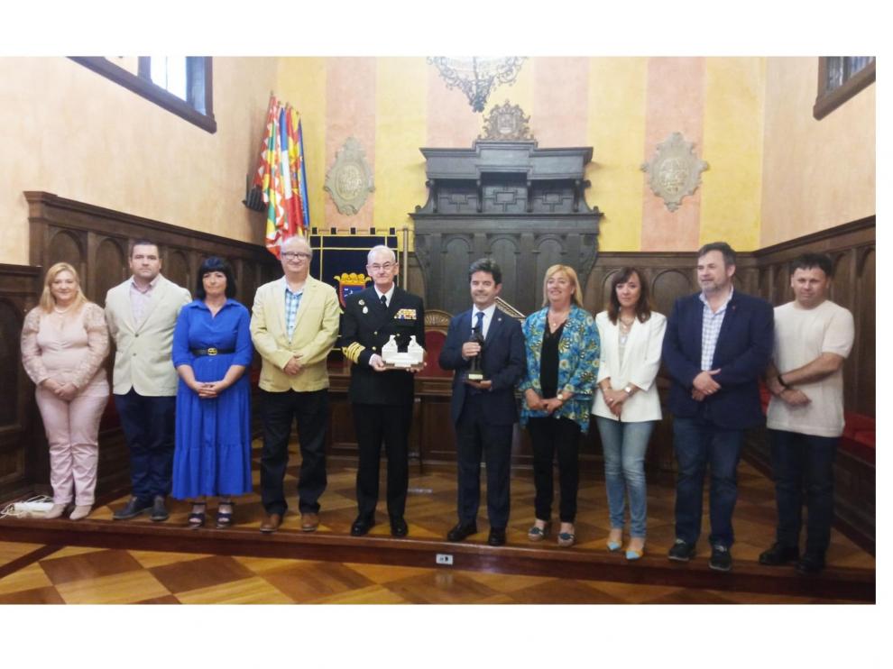 Visita Jemad al Ayuntamiento de Huesca.