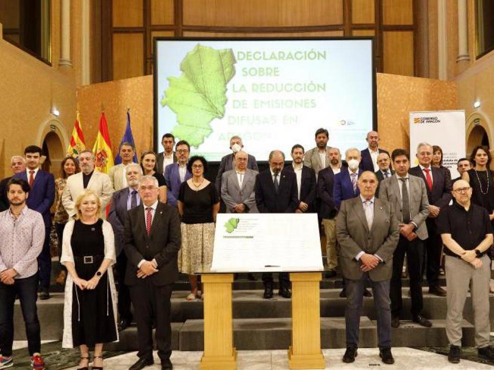 El Gobierno de Aragón ha convocado la reunión para presentar conclusiones del Foro de reducción de emisiones difusas, y se ha firmado una Declaración de todos los participantes.