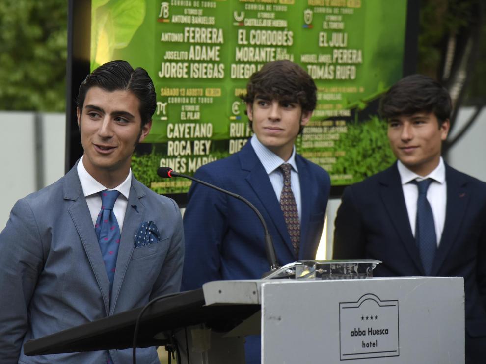 Porta Miravé, Jorge Mallén e Ignacio Boné durante la presentación de la feria taurina.