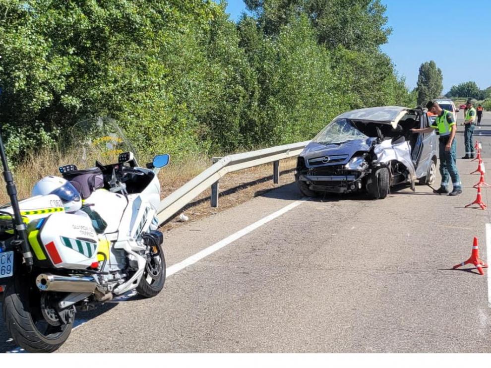 Estado del vehículo accidentado en Alfántega.