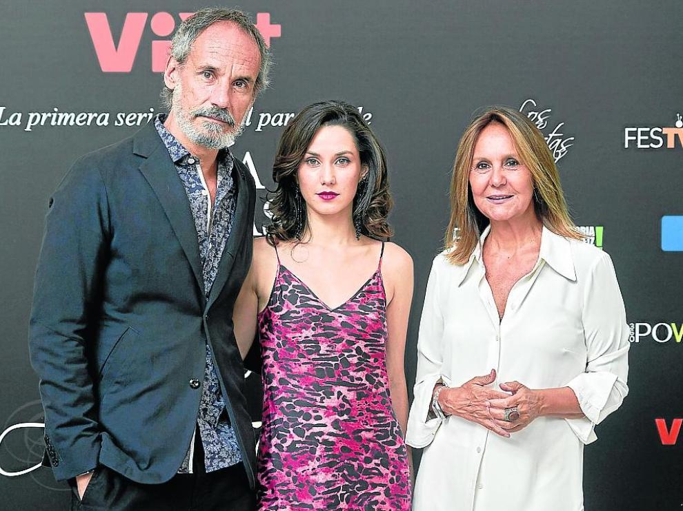 En la foto, Francesc Garrido, Ximena Romo y Maria Dueñas.