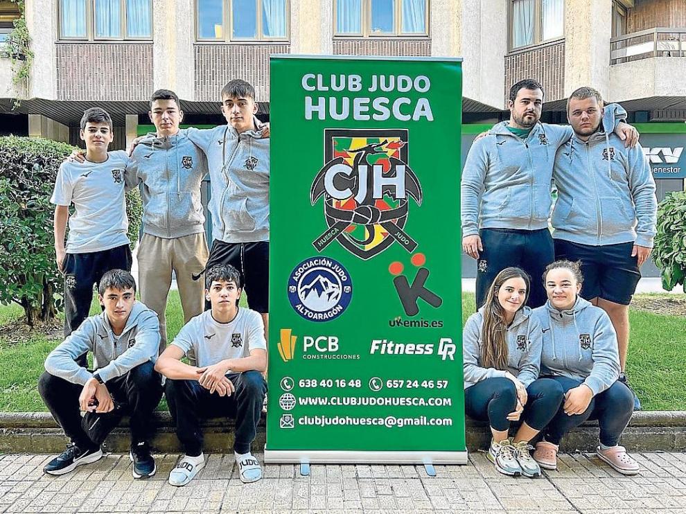 Equipo del Club Judo Huesca en Vigo.
