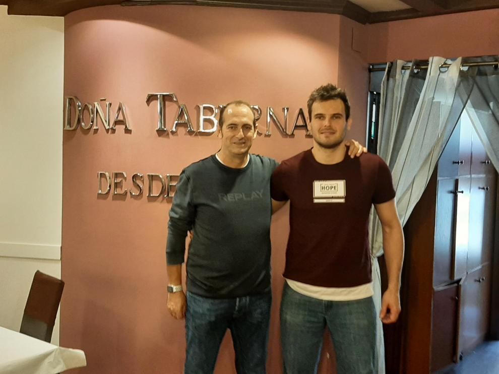 José Nolasco y Rodrigo Benites, en Doña Taberna