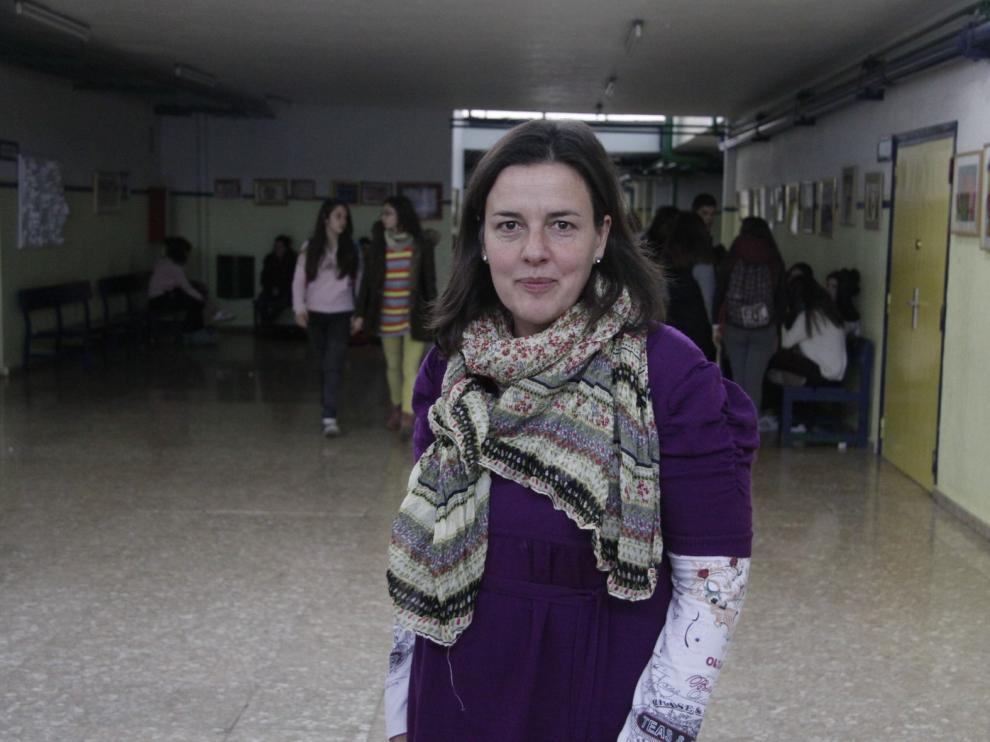 Aventín ve "un avance" que los menores puedan solicitar su cambio de sexo en el Registro Civil