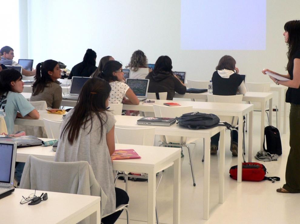 El Gobierno de Aragón no prevé conflictos al aplicar el fallo de la duplicidad de carreras universitarias