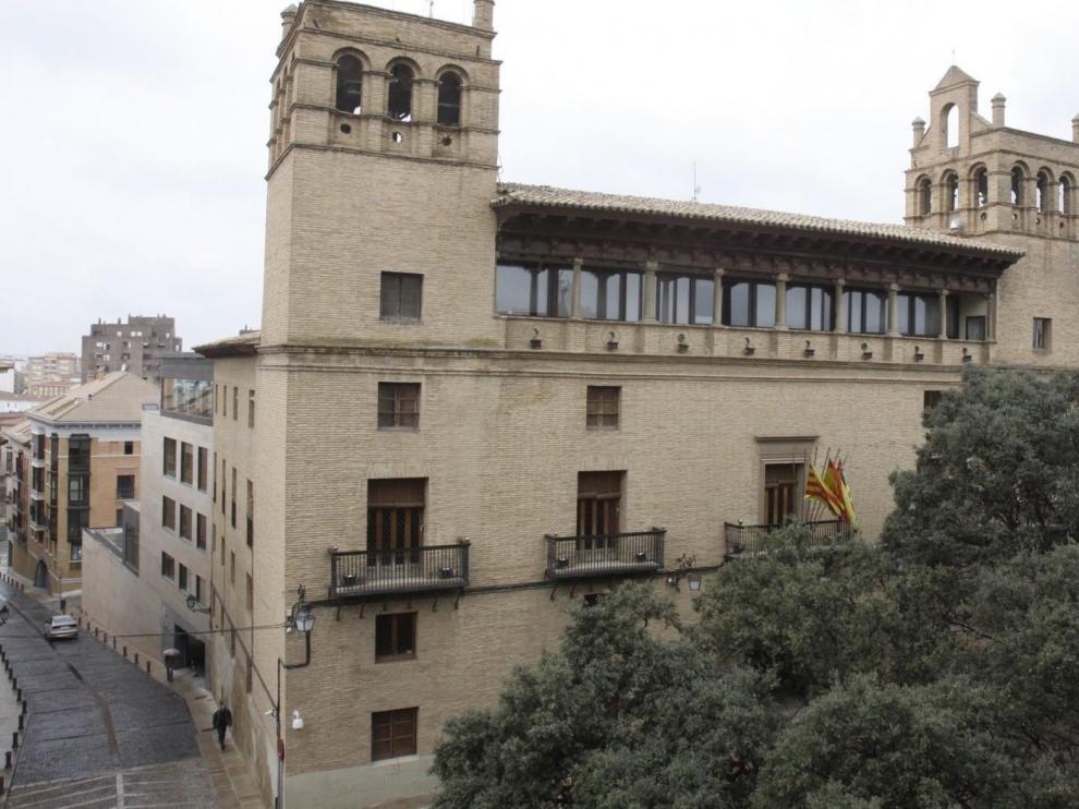 La resolución del contrato de suministro eléctrico, para la próxima Corporación de Huesca