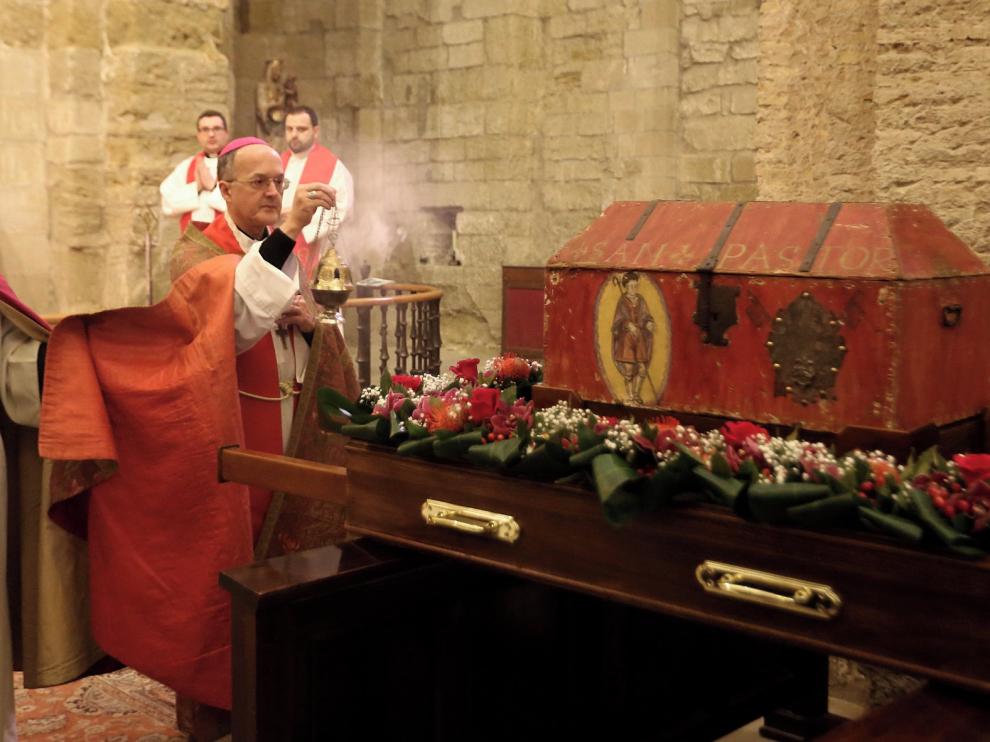 El obispo de Huesca prohíbe los elogios y cartas de despedida en los funerales