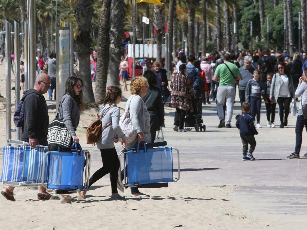 España recibió el récord de 82,8 millones de turistas en 2018, un 1,1 % más