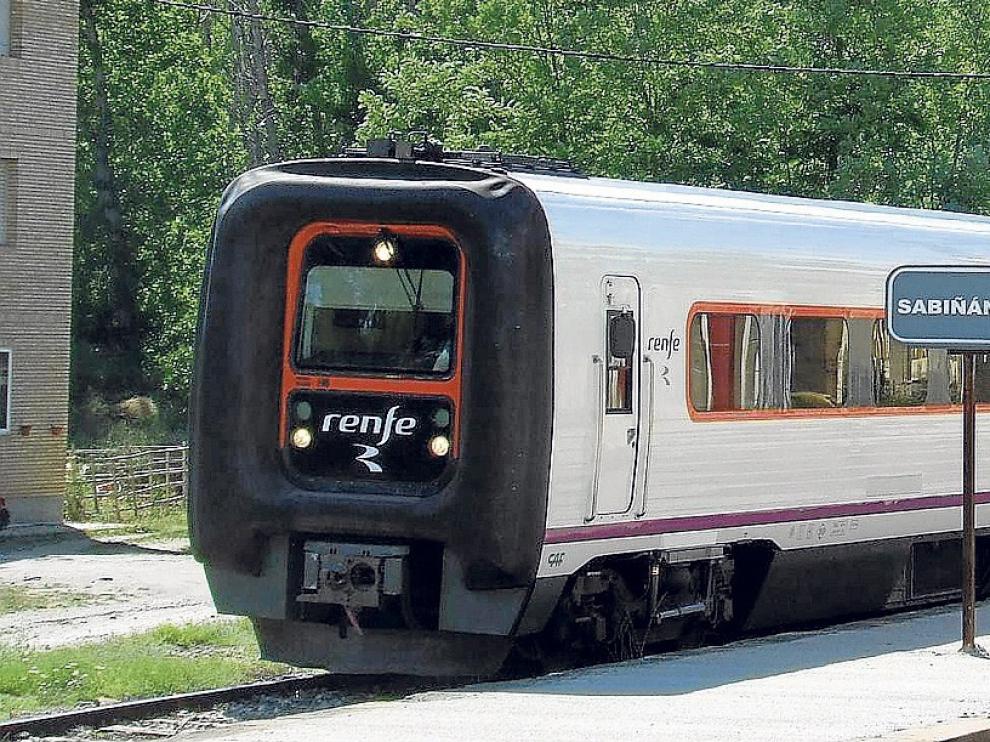 La estación de tren de Sabiñánigo dejará de prestar el servicio de venta de billetes