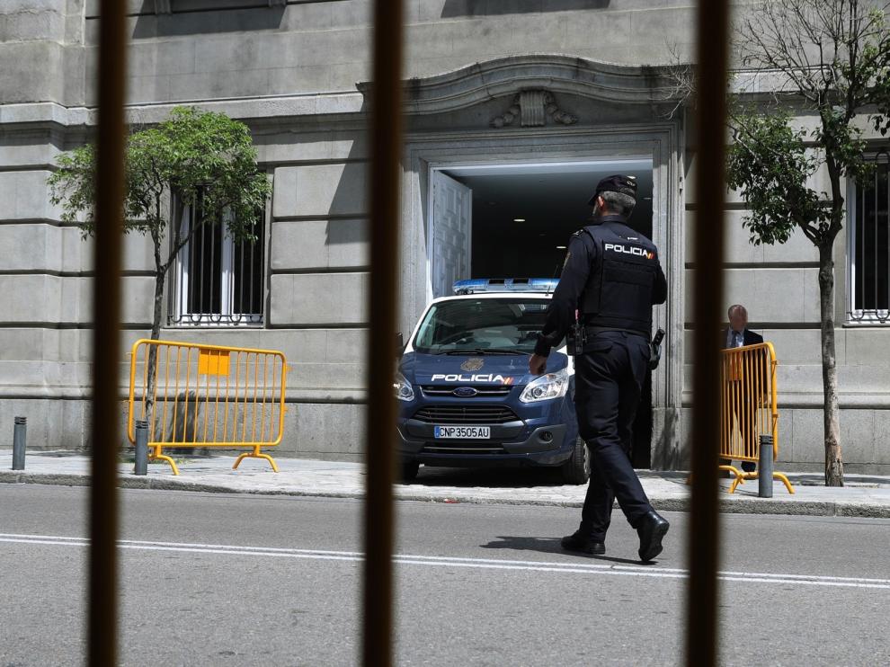 El Supremo acumula una veintena de denuncias contra el Gobierno por su gestión de la pandemia
