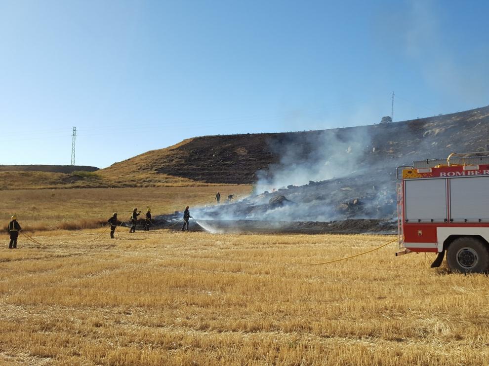 La figura del bombero voluntario en Aragón causa discrepancias en el cuatripartito