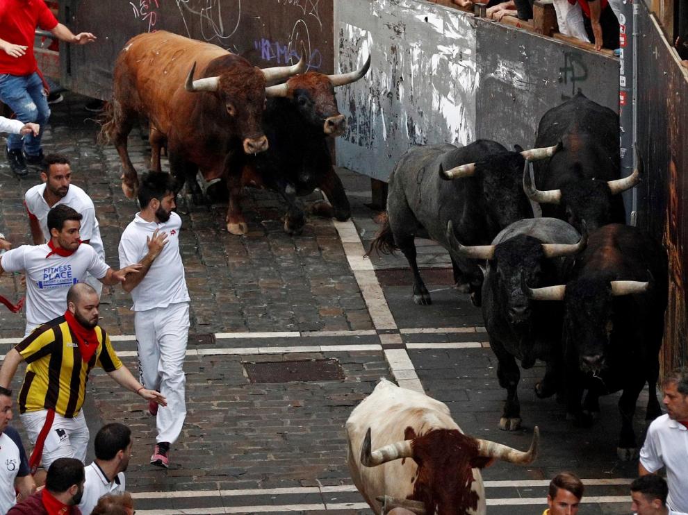 El alcalde de Pamplona dice que "habrá Sanfermines", pero "se verá cuándo"