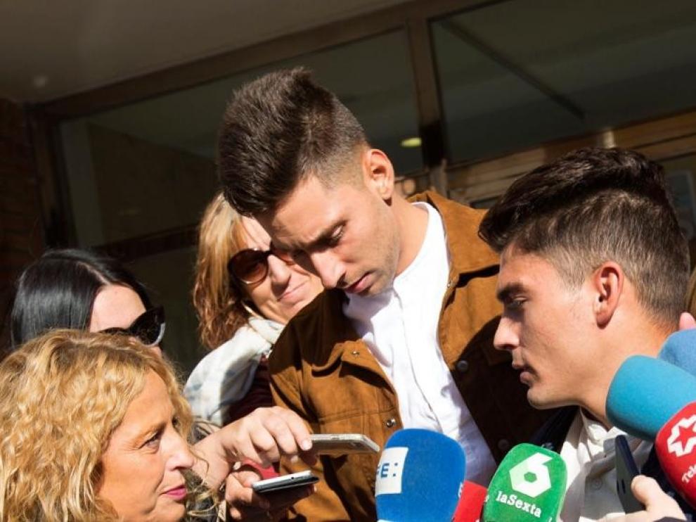 Absuelto un exjugador de la Arandina y rebaja de la pena para los otros dos