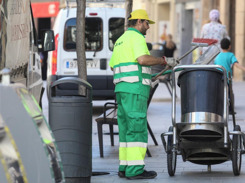 El Tribunal Administrativo de Contratos Públicos anula la limpieza viaria de Huesca por tercera ocasión