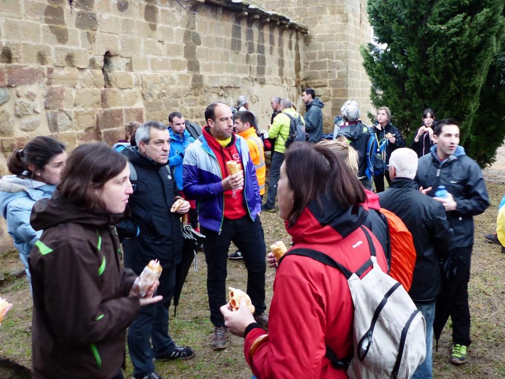 Nueva cita en la ruta de las Ermitas para rehabilitar la ermita de Santa Lucía de Ayerbe
