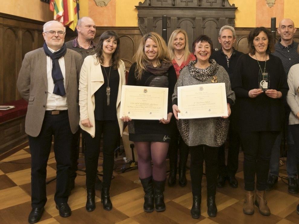 Joaquín Villa y el CEIP Virgen de la Soledad de Bolea, ganadores del Premio Pedro Lafuente en aragonés