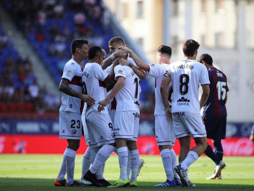 El Huesca cierra un año histórico con el ascenso a Primera División