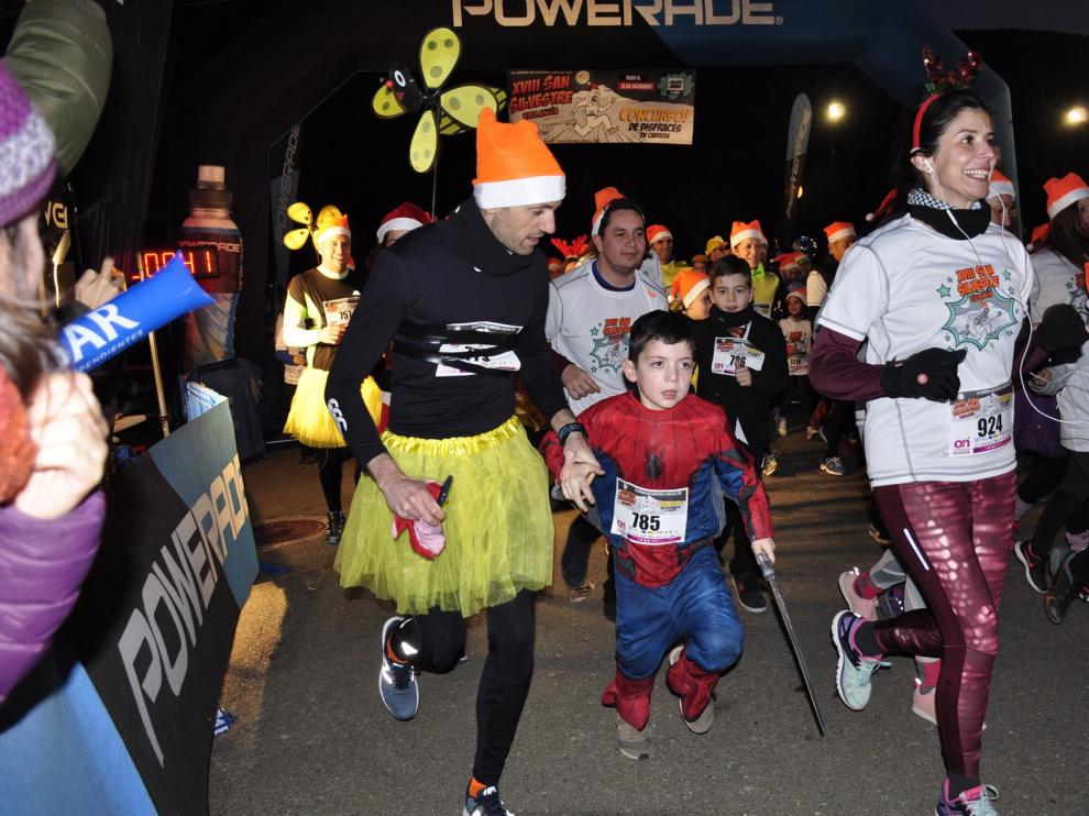 Espectacular San Silvestre de Villanúa, con más de 1.550 corredores de todas las edades
