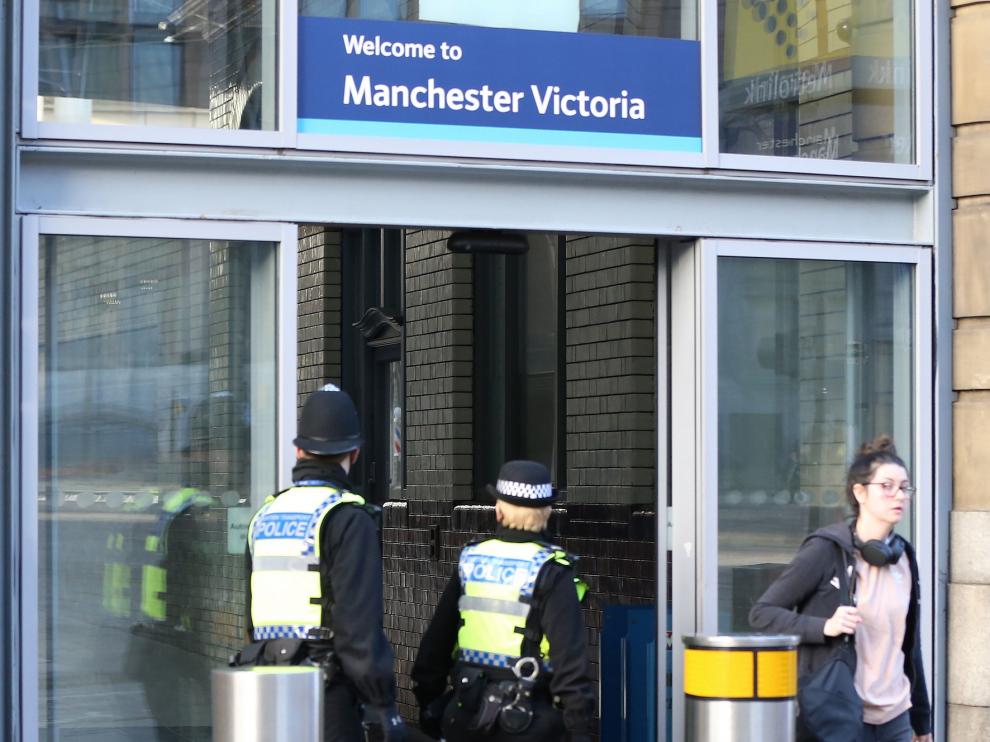 Un apuñalamiento en Manchester, investigado como un acto terrorista