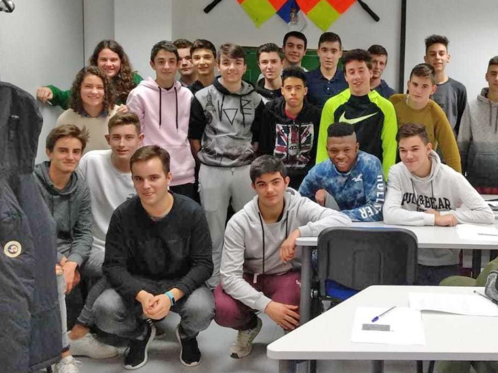 Una veintena de árbitros aprueban el Curso en Huesca