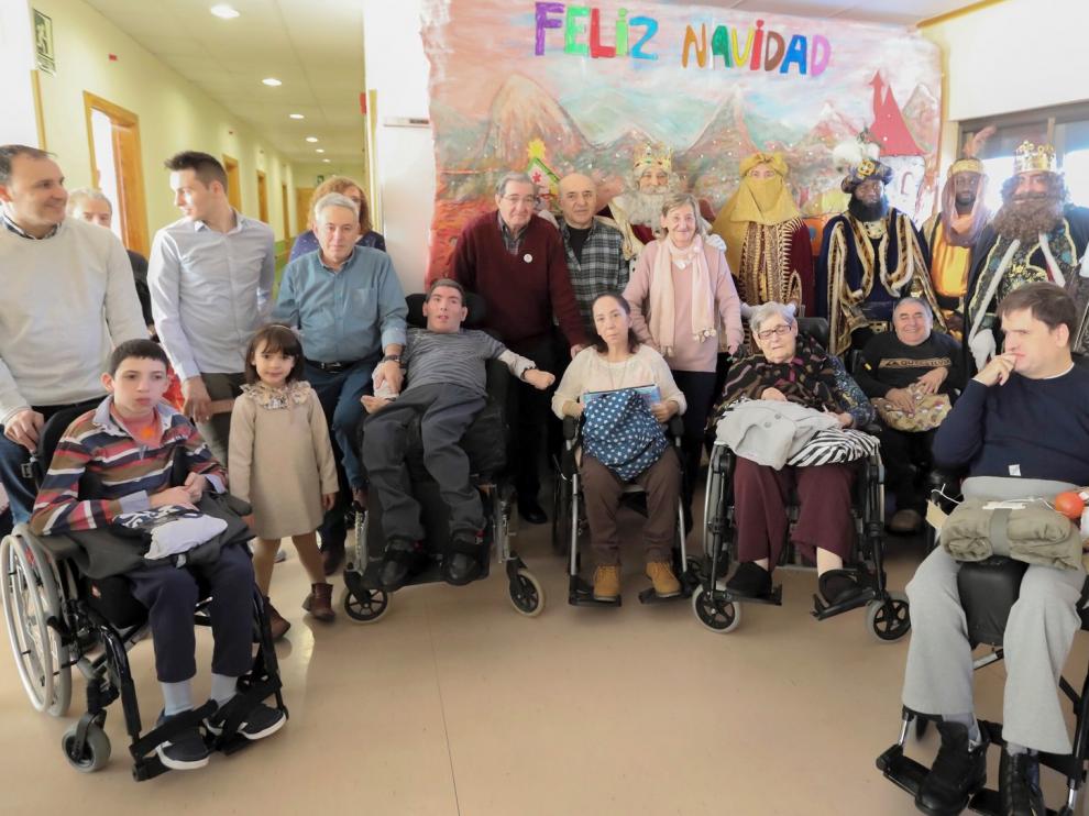 Los Reyes Magos siguen repartiendo ilusión y alegría por la ciudad