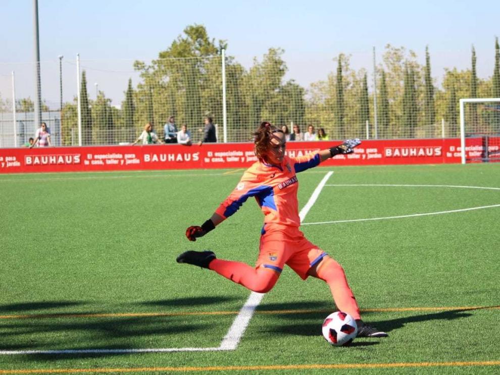 Paula Campos, una oscense que disfruta de la Segunda División