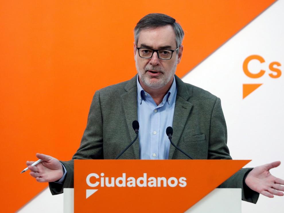 Cs mantiene su pacto con el PP pese a Vox