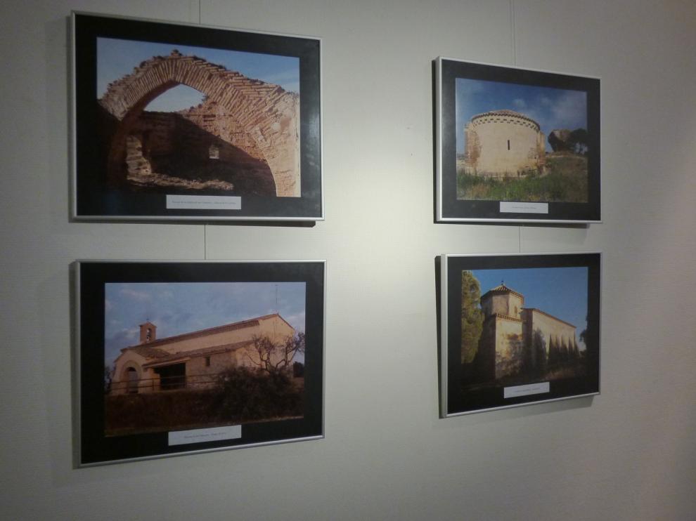 Laglera exhibe en Barbastro 28 ermitas de la comarca en fotografías