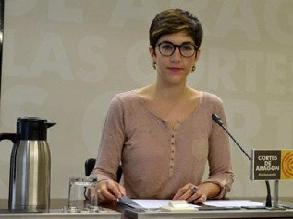 La Mesa de las Cortes homenajea a Torres alabando su compromiso parlamentario
