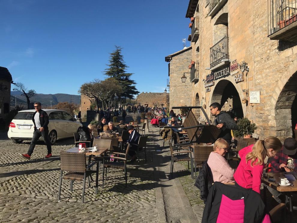Aínsa cierra 2018 con un aumento del 18,6% en el número de turistas