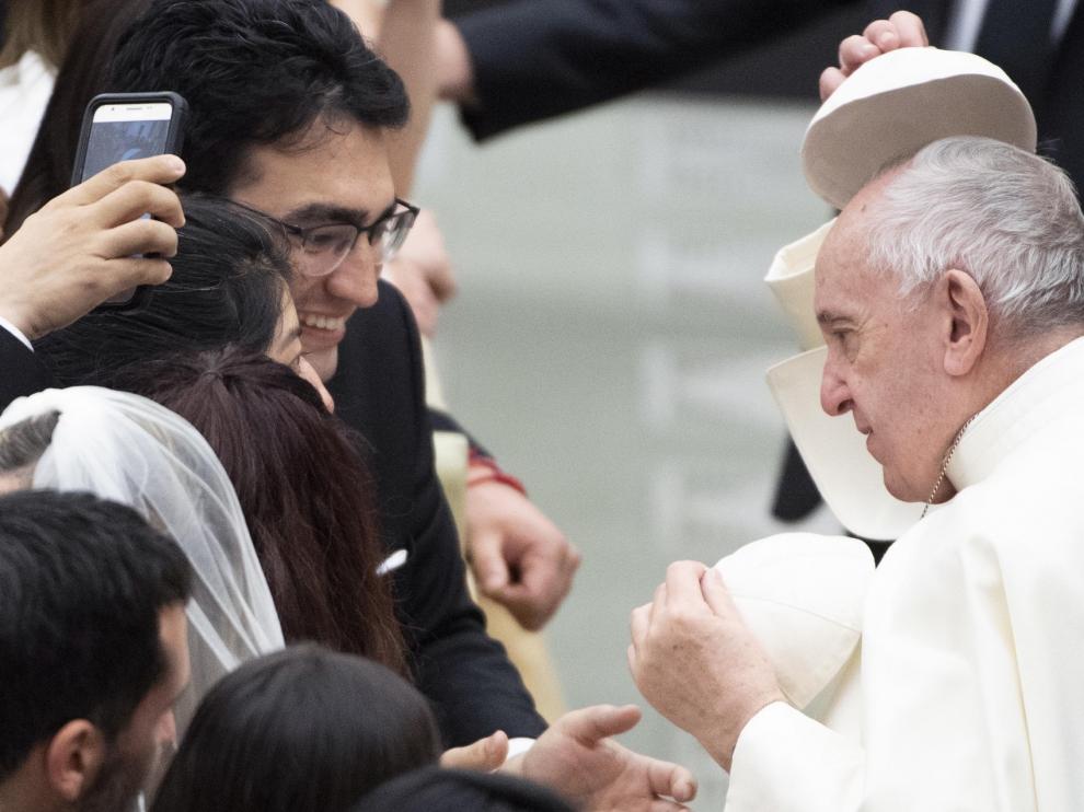 El papa defiende el estudio de la historia como reflexión sobre las guerras