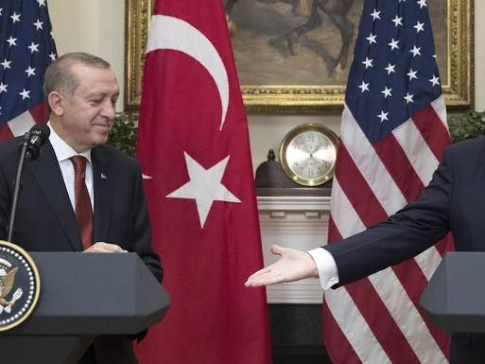 Turquía asegura que EEUU se retirará "completamente" de Siria