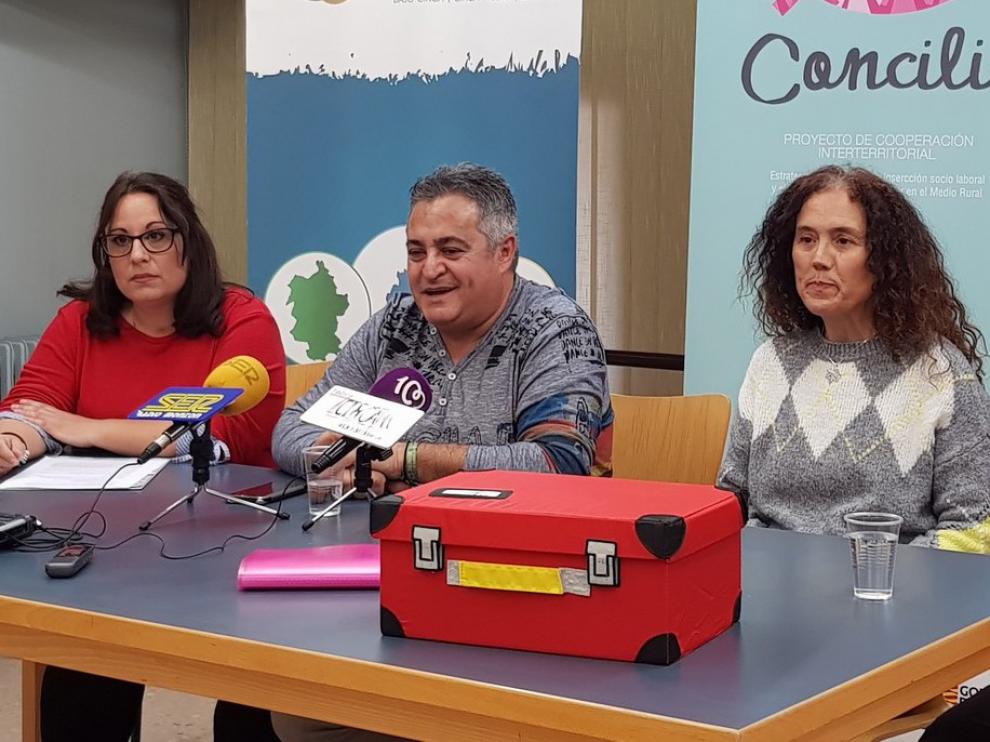 "Gafas para la igualdad" entra en las aulas de Primaria del Cinca Medio, Bajo Cinca y Litera