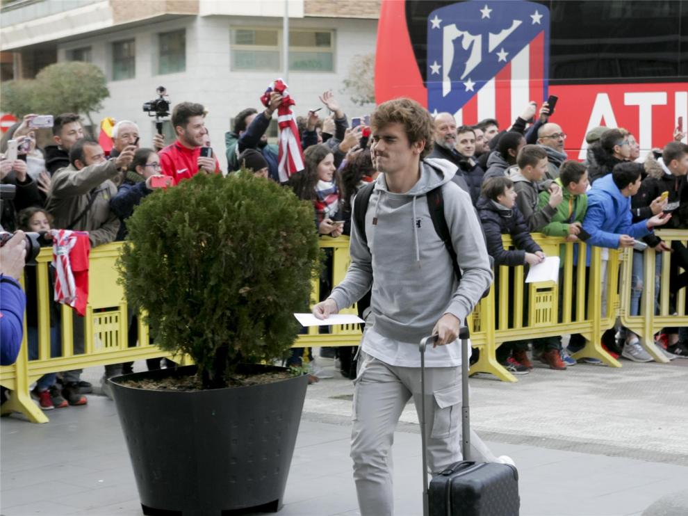 El Atlético llega a Huesca con expectación y cierta "racanería"