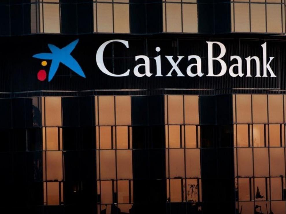 Caixabank no confirma qué oficinas de Huesca se verán afectadas por su plan