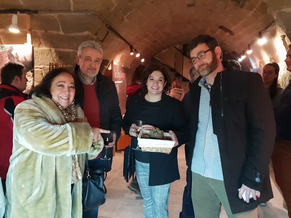 Graus vuelve a maridar sus dos productos estrella, la longaniza y la trufa
