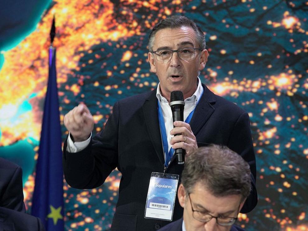 Beamonte dice que la alternativa en Aragón "pivota" sobre el PP