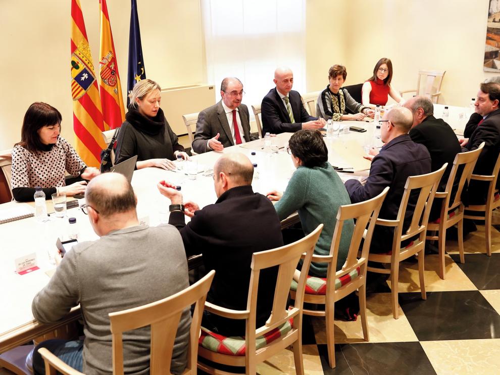 Gastón pide a Ribera que no autorice el cierre de la térmica