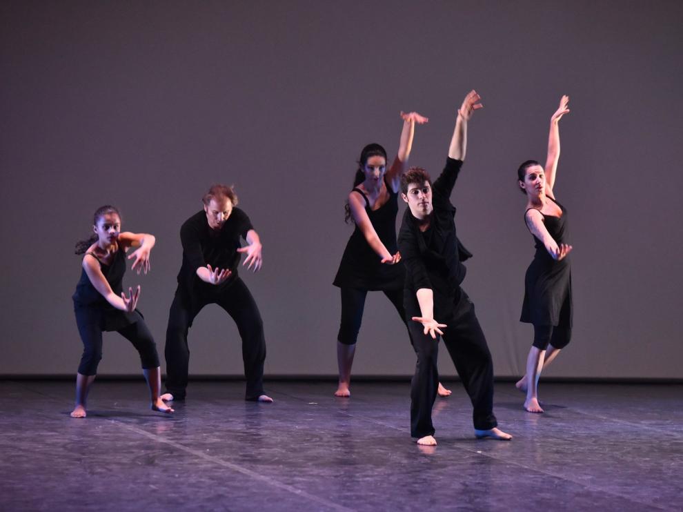 La XXVII Muestra de Danza y Folclore llega pisando fuerte