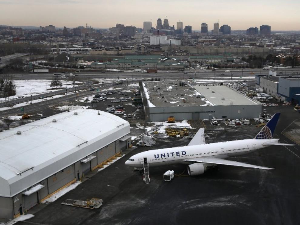 Cortan 30 minutos el tráfico aéreo en el aeropuerto de Newark (EE.UU.) por drones
